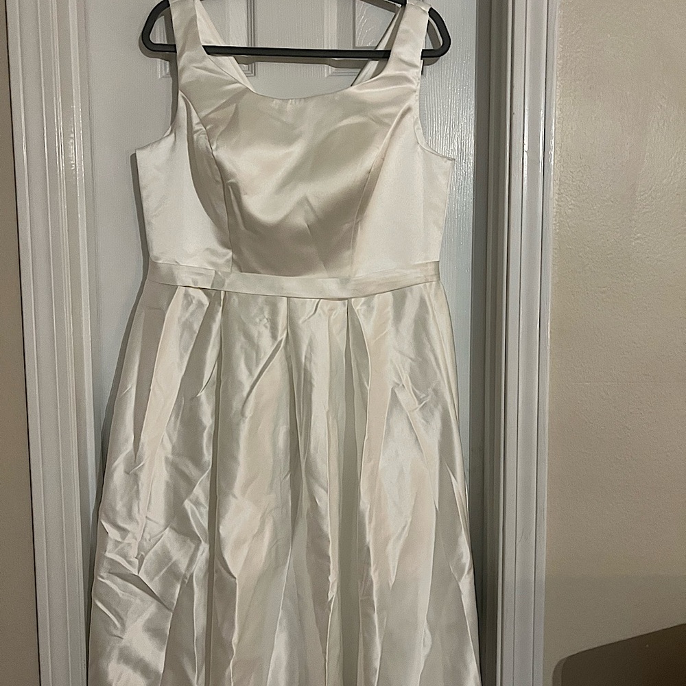 Unique vintage 1950s style dress.